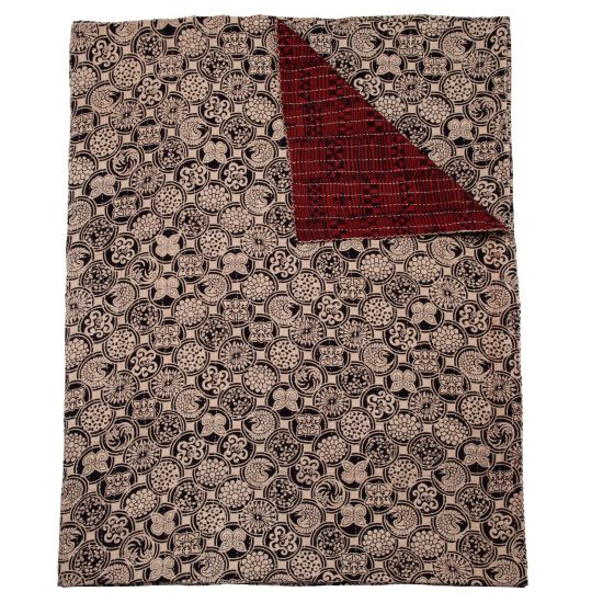 Mariposa Hand Stitched Quilt - Black/Maroon